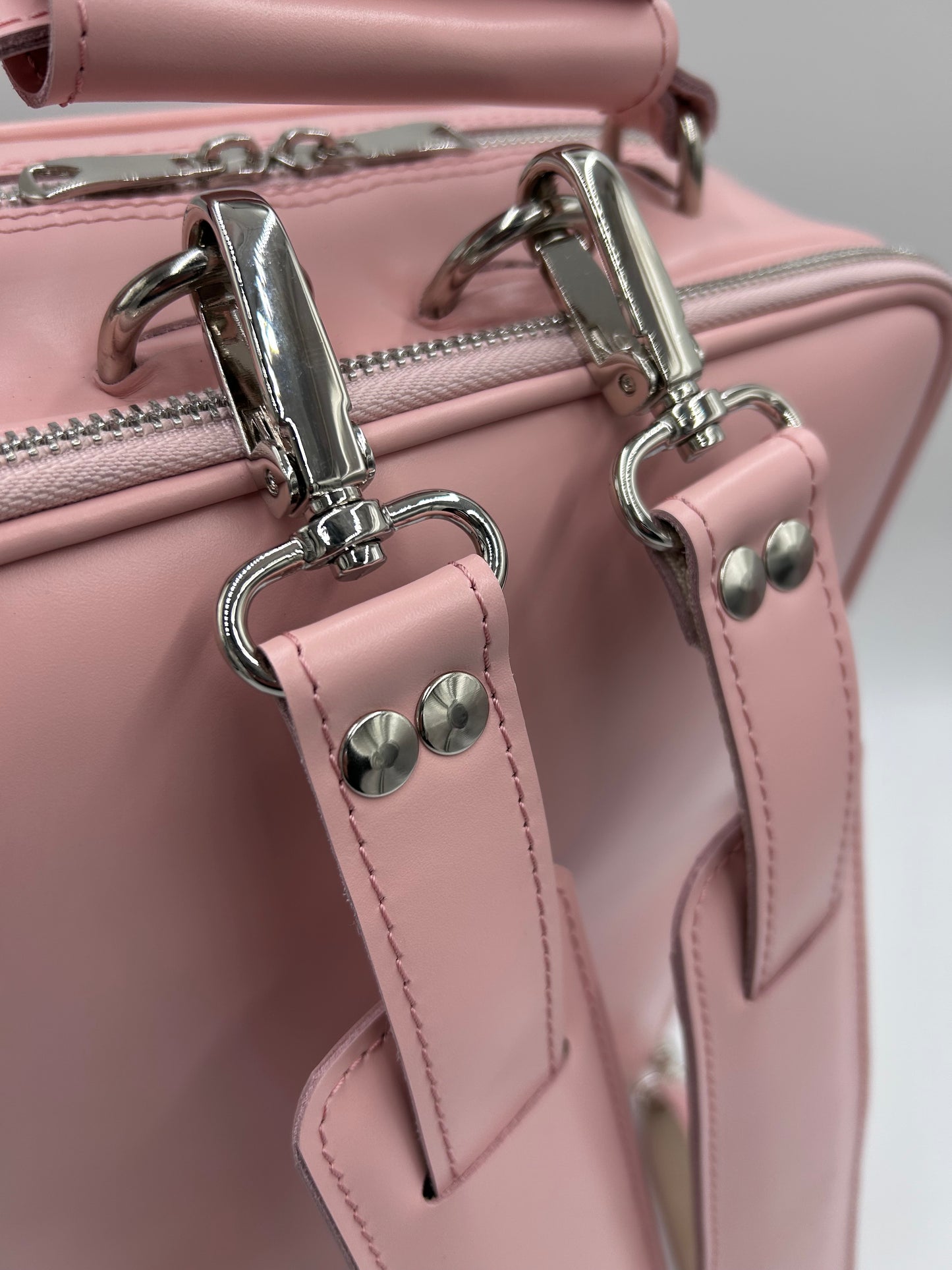 Double Case for 2 clarinets - Shiny pink leather with silver accessories
