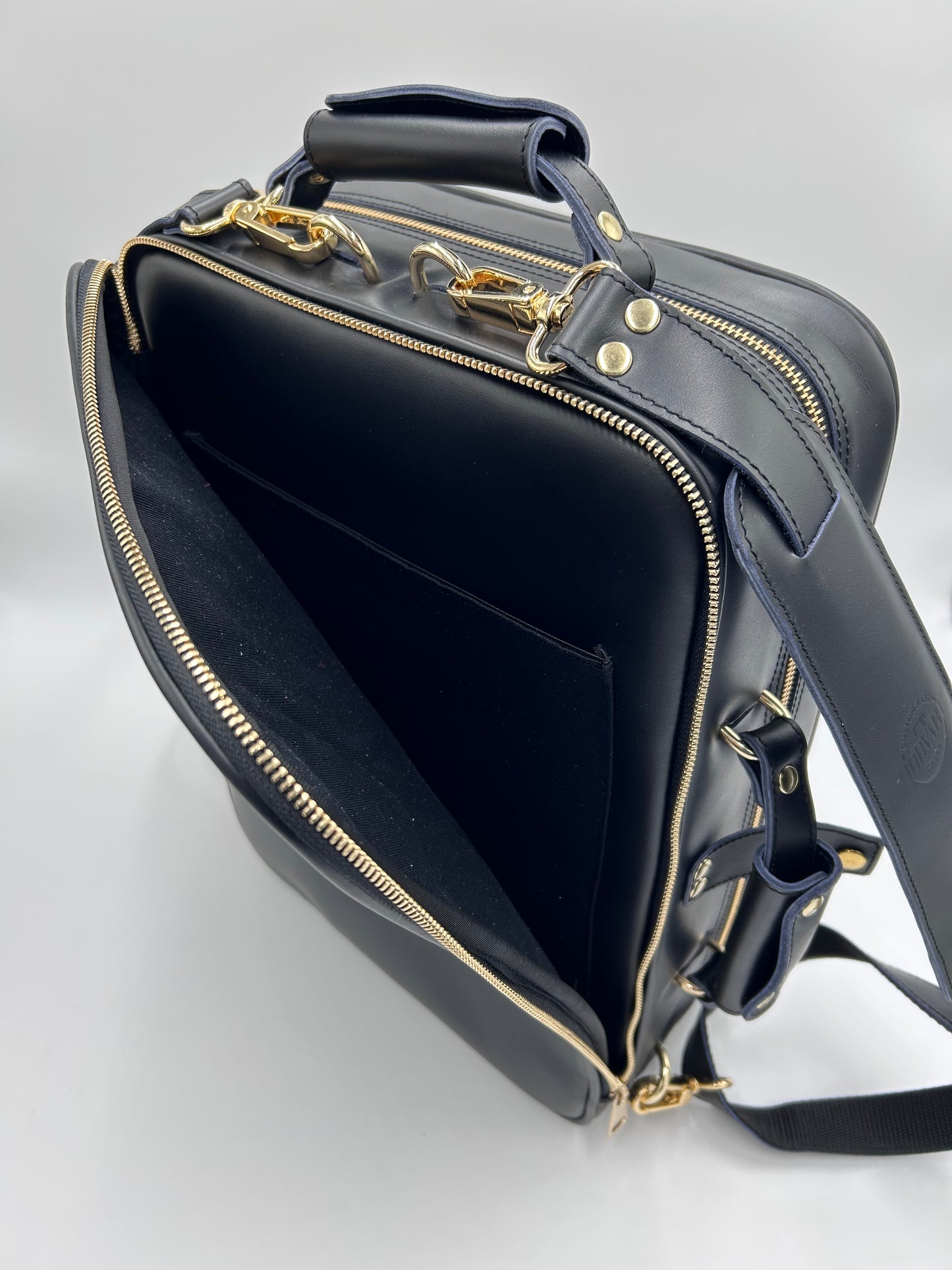 Double Case for 2 clarinets - The black one with gold-tone logo and zipper