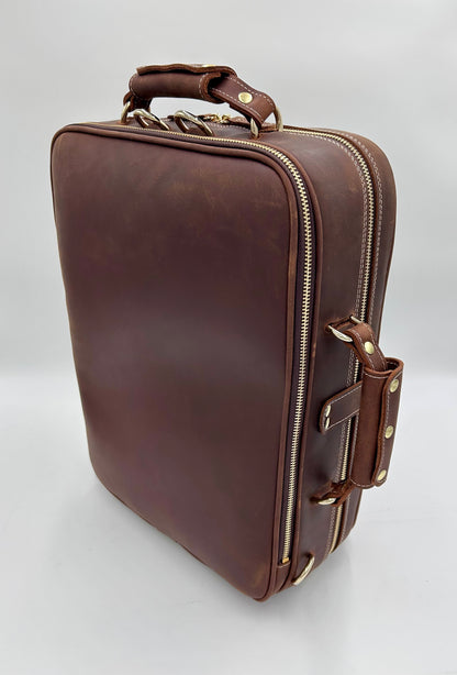 Double Case for 2 clarinets - Brown classic leather with gold toned materials