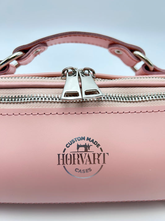 Flute Bag - Shiny pink leather with silver zipper and logo